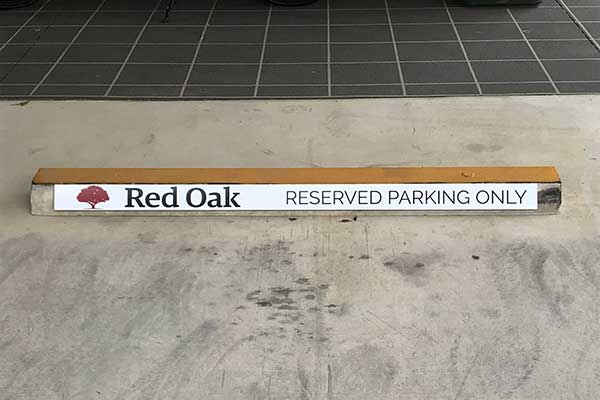 Car Park Sign: Red Oak